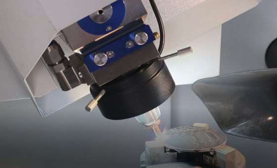 Máquina de corte por láser de fibra CNC de precisión 380V-3 fases-5 cables 50Hz Fuente de alimentación Sistema CNC basado en Windows